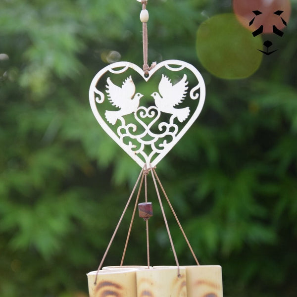carillon bambou oiseaux et coeur